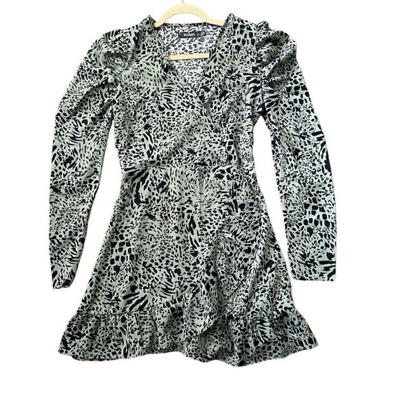 Misguided Green Animal Print Surplice Ruffle Dress. Size 6. - Picture 7 of 12
